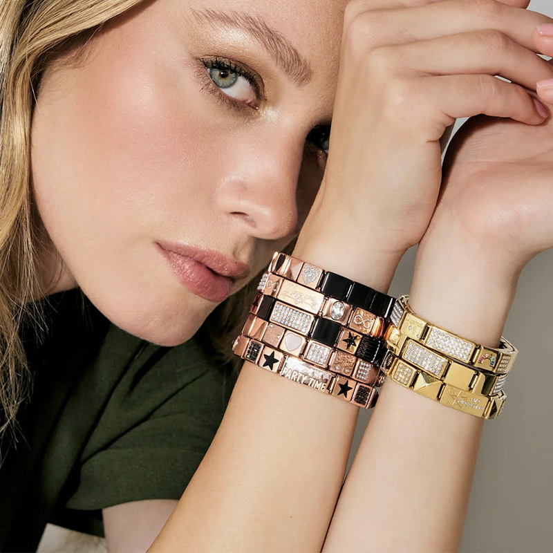 Finished personalized Nomination Composable bracelet on the wrist